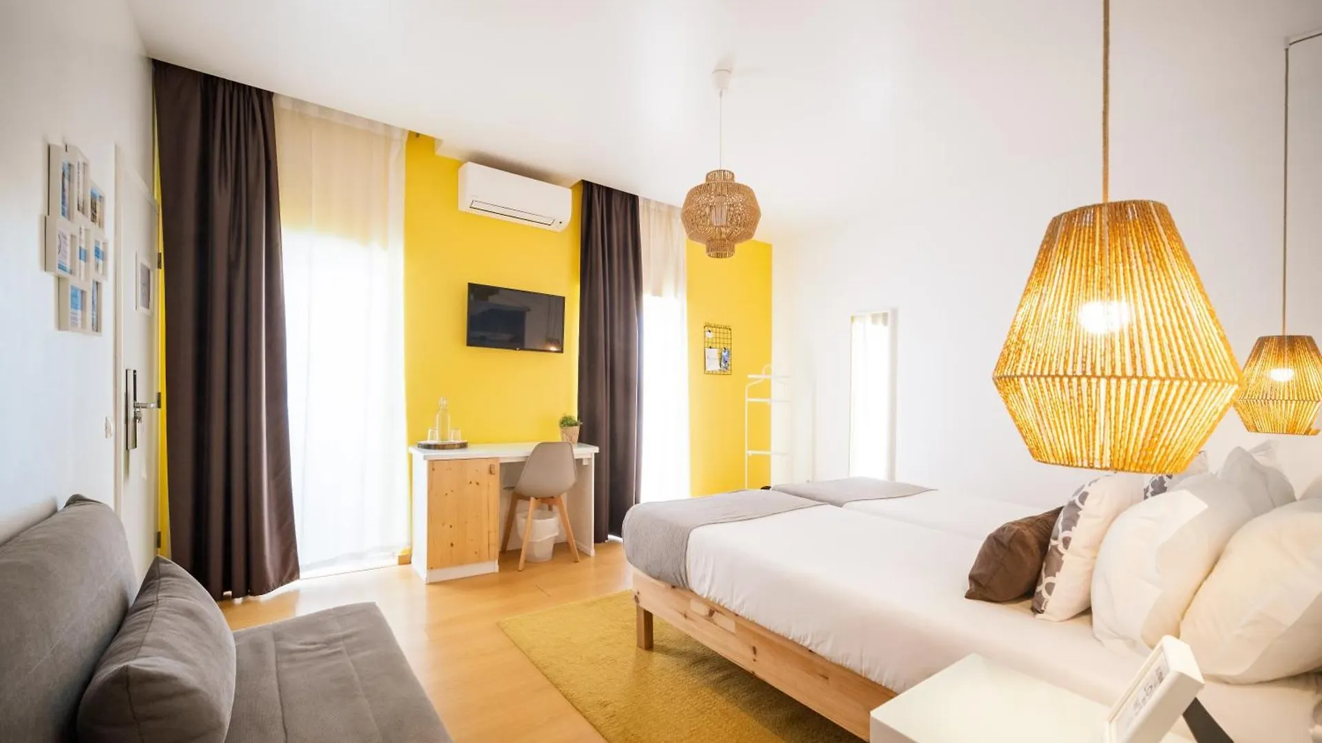 Aparthotel Casa Azul Sagres - Rooms & Apartments