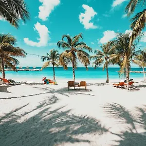 Apart-hotel Blue Bay ****
