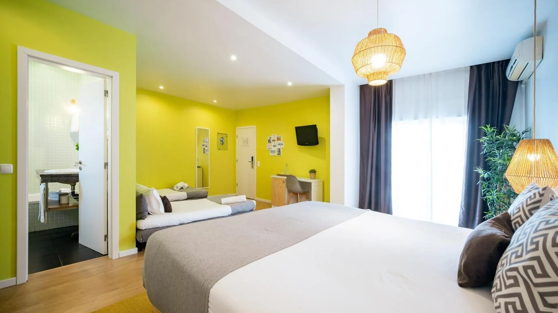 Aparthotel Casa Azul Sagres - Rooms & Apartments